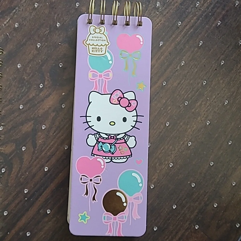 Hello Kitty Spiral Notebook and Notepad Set - Picture 10 of 12